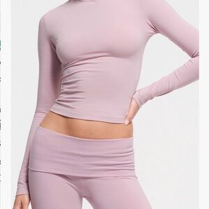 SKIMS Pink Long Sleeve Top in DUSK